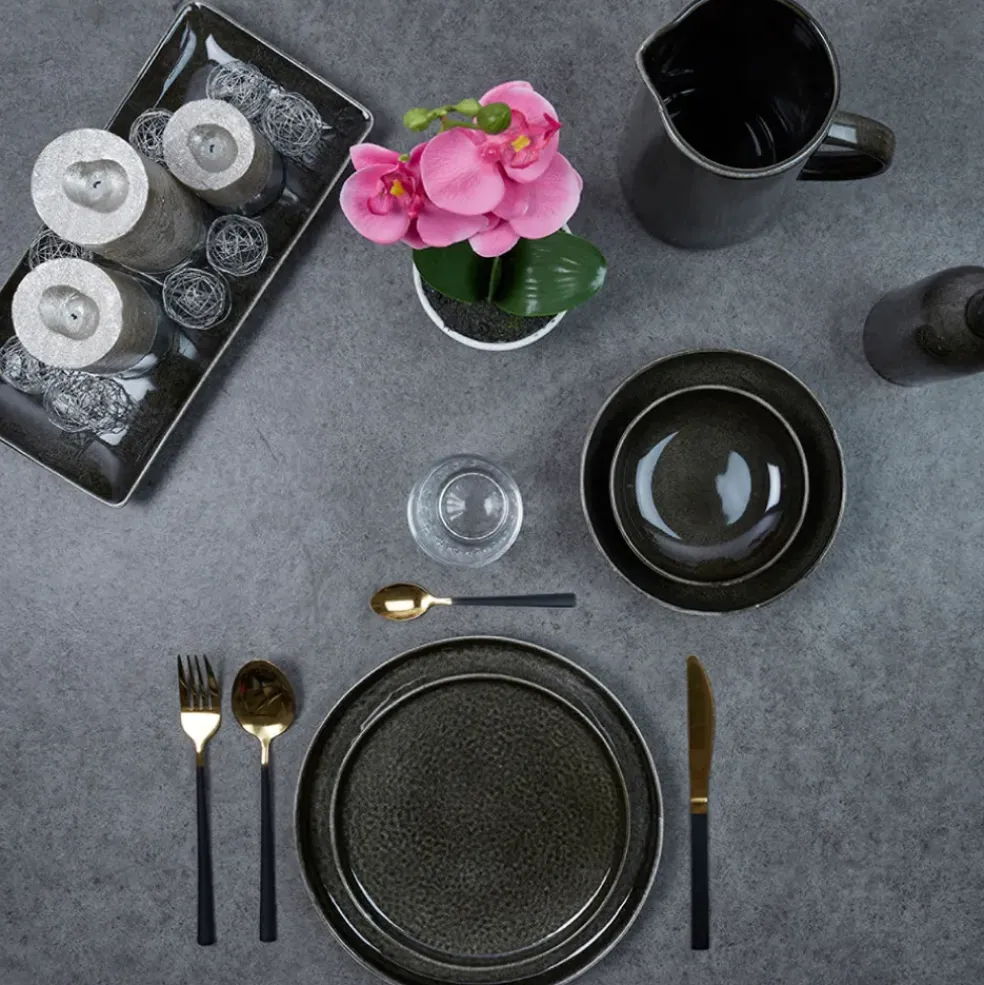 Assiette à dessert en grès noir d20.5cm