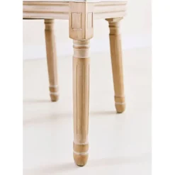 Chaise medaillon en bois d'hévea beige