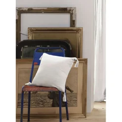 Coussin chantilly avec pompons en gaze de coton 40x40cm - Gaia