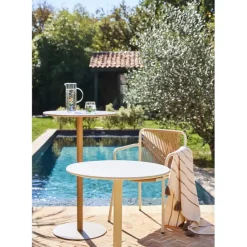 Fauteuil d'extérieur avec coussin en tissu beige et blanc - Ajay