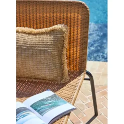 Fauteuil d'extérieur en acier et effet cannage naturel - Malaya