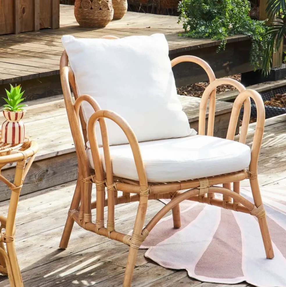 Fauteuil en rotin avec coussin blanc - Sherbrooke