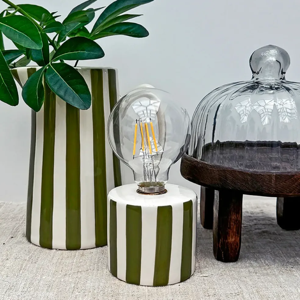 Lampe à piles en faïence rayée kaki et blanc h17cm