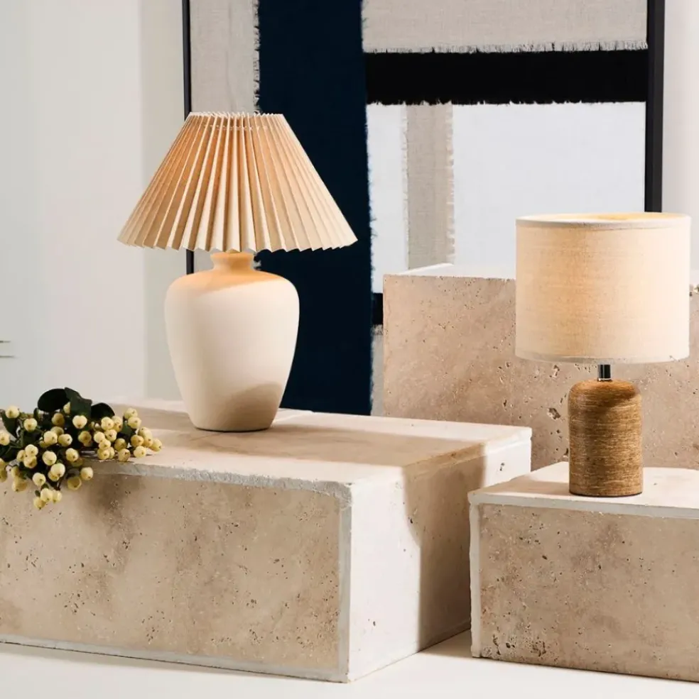 Lampe en céramique et lin écru h40cm - Greeka