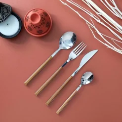 Menagere effet bois 16 pieces