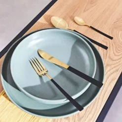Menagère 16 pieces doré et noir en acier inoxydable