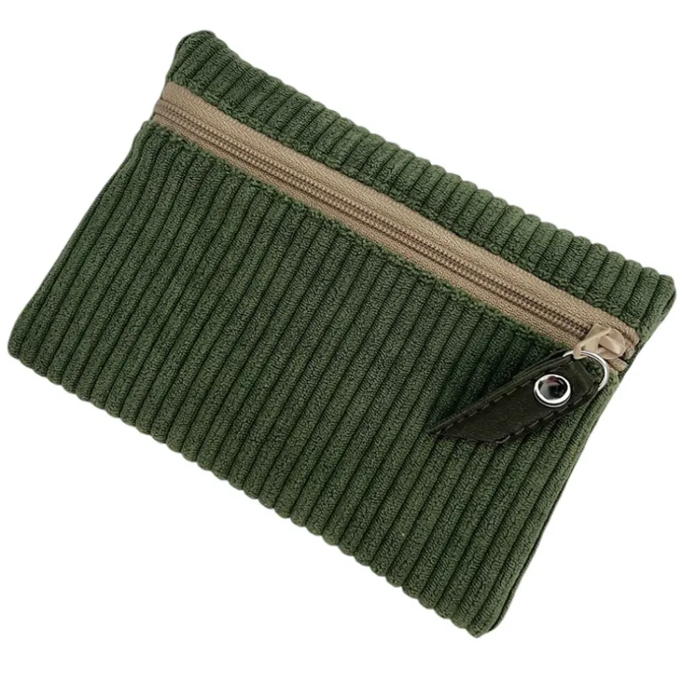 Pochette en velours kaki