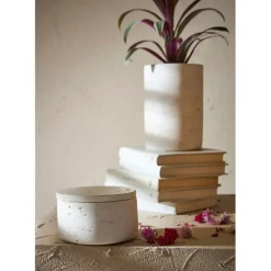 Pot avec couvercle en ciment écru moucheté h6.5cm - Organic