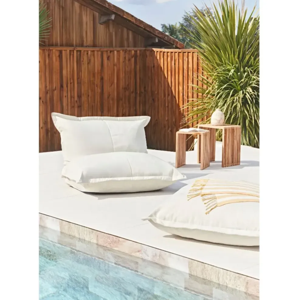 Pouf d'extérieur en tissu écru 95x95cm - Sola
