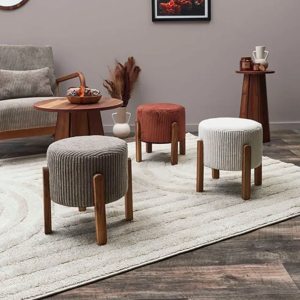 Tabouret en tissu côtelé taupe et bois d'acacia - Scarlett